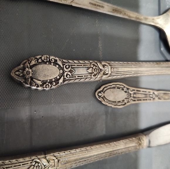 WM A Rogers AA‎ Heavy Oneida LTD 21 Piece Plated Flatware Set Old South - Picture 12 of 13